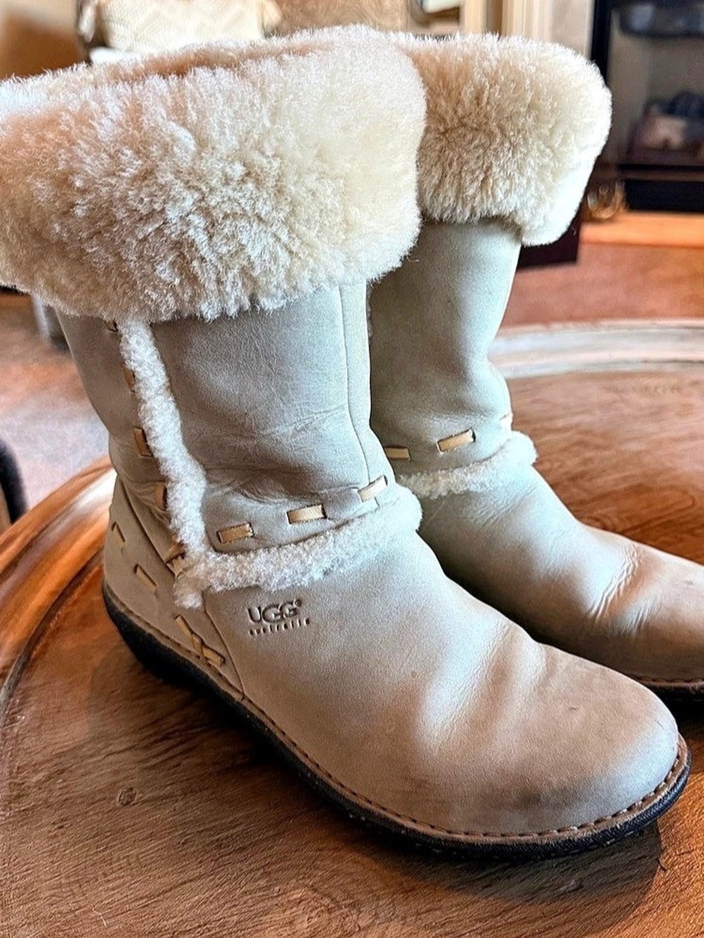 UGG Australia Elijo Boots